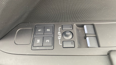 Land Rover Defender 3.0 D350 X-Dynamic HSE 90 3dr Auto Diesel Estate